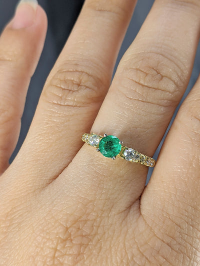 5MM Round Cut Natural Green Emerald & 0.58 Ct. Tw. Diamond Ring