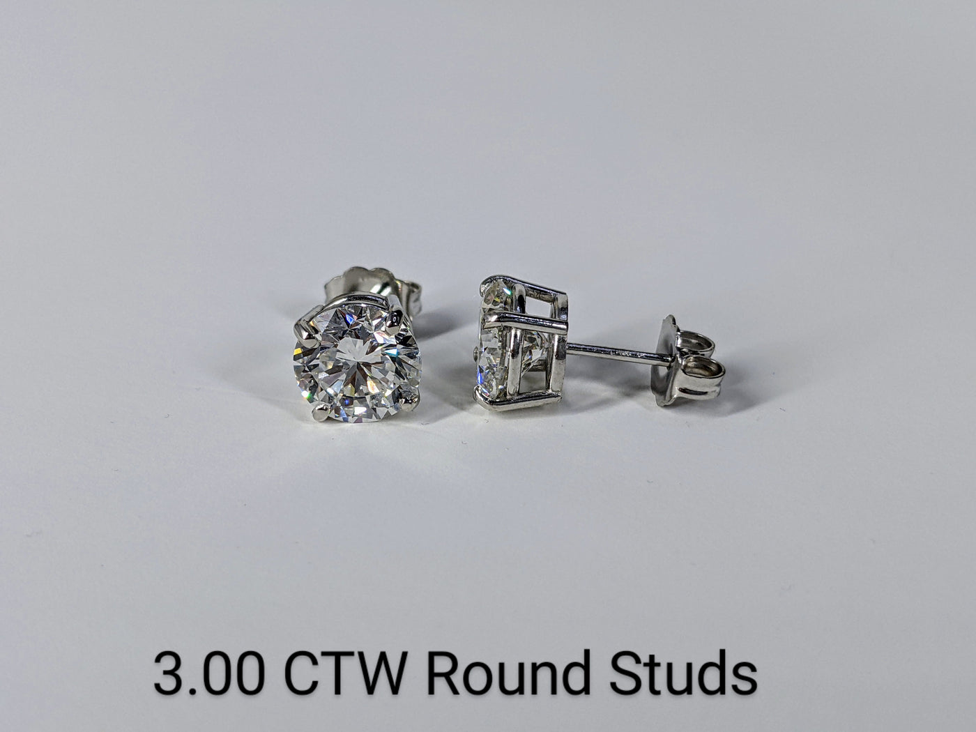 Certified Lab Round Cut 1.50 - 4.00 Carat Diamond 4-prong Stud Earrings / F,VS2 Excellent Cut