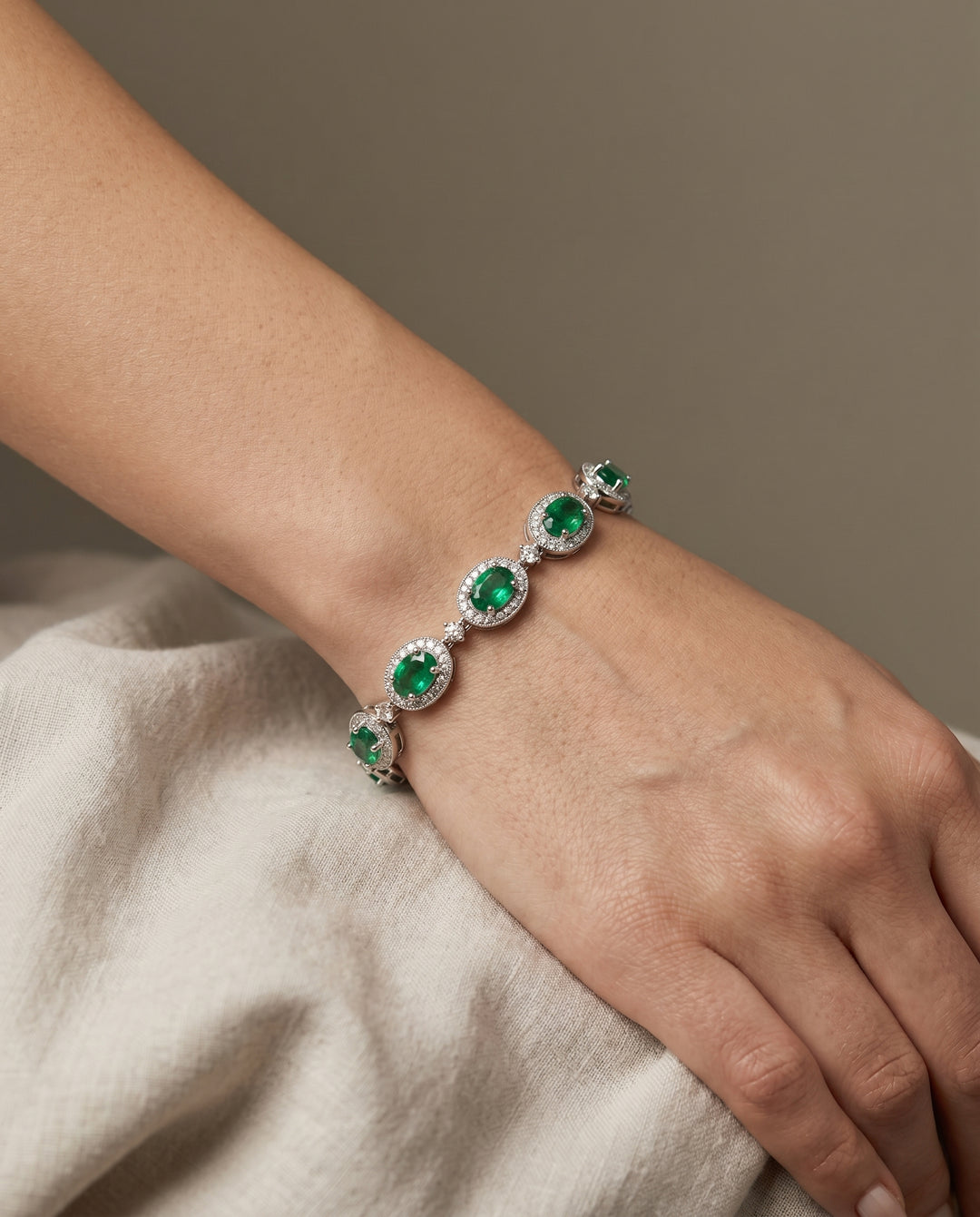 Natural Emerald Gemstone & Diamond Tennis Bracelet 4.82ct 14kt White Gold 7" Long